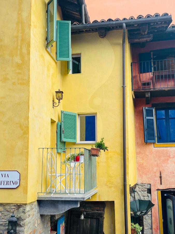 La Gialla Di Via Silvano 12 Monforte dʼAlba المظهر الخارجي الصورة